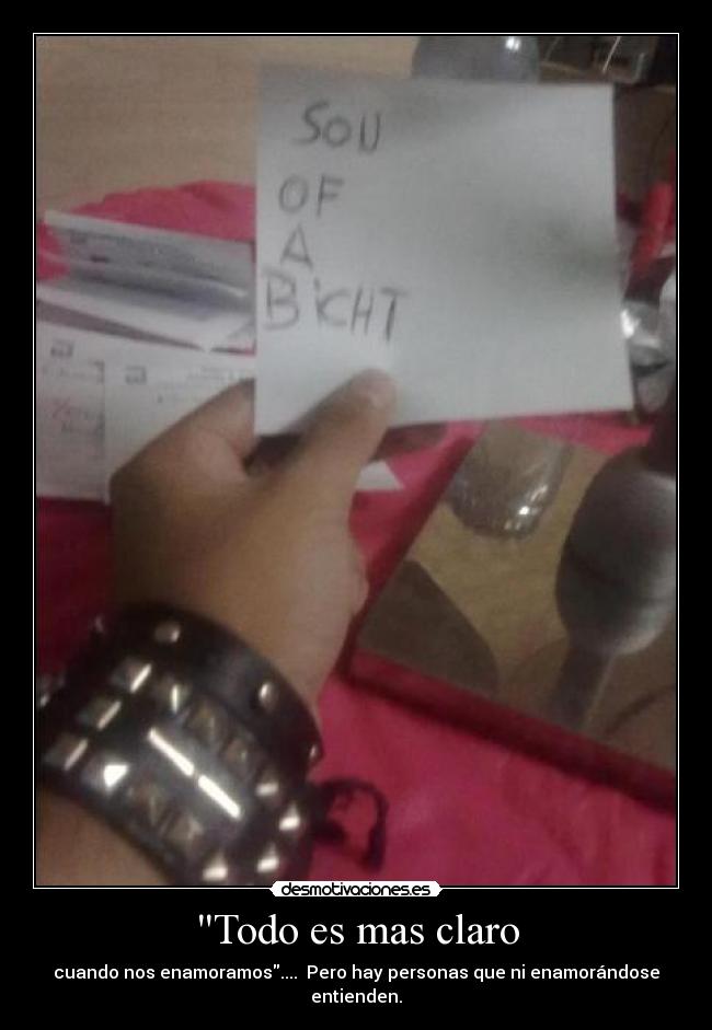 Todo es mas claro - cuando nos enamoramos.... Pero hay personas que ni enamorándose
entienden.