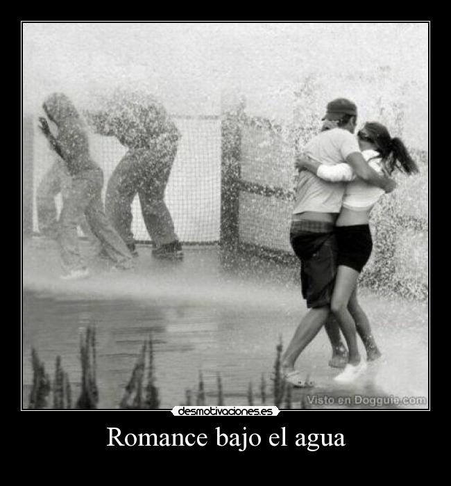 Romance bajo el agua - 