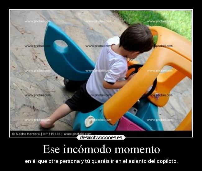 Ese incómodo momento - en él que otra persona y tú queréis ir en el asiento del copiloto.