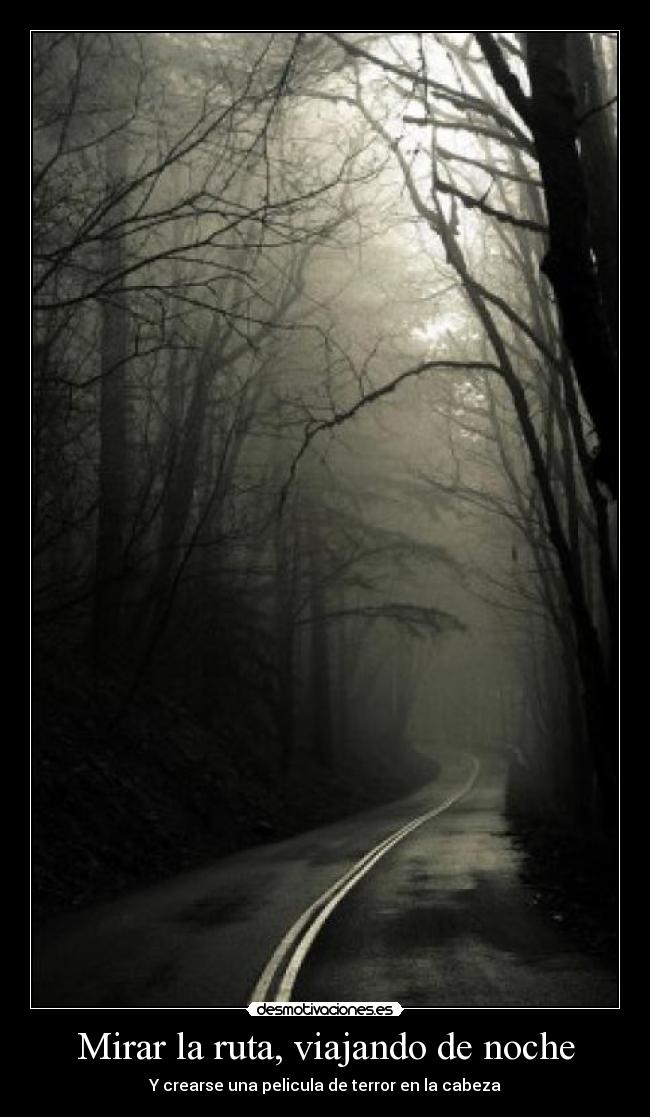 Mirar la ruta, viajando de noche -