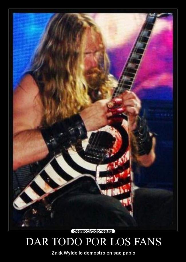 DAR TODO POR LOS FANS -