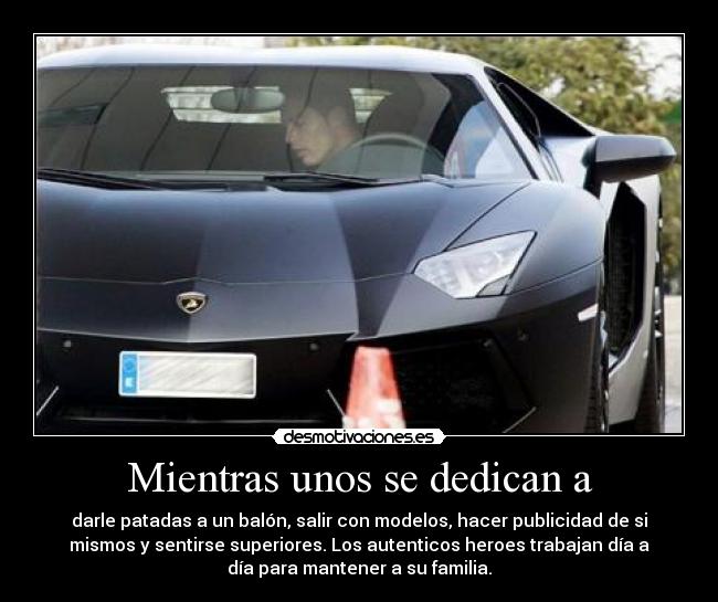 Mientras unos se dedican a - 