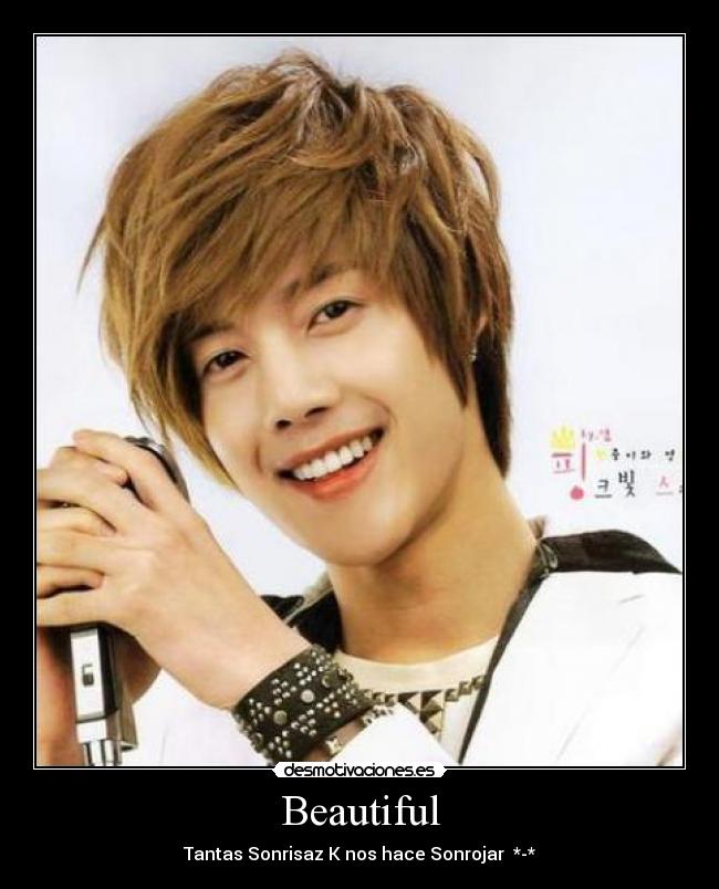 Beautiful - Tantas Sonrisaz K nos hace Sonrojar *-*