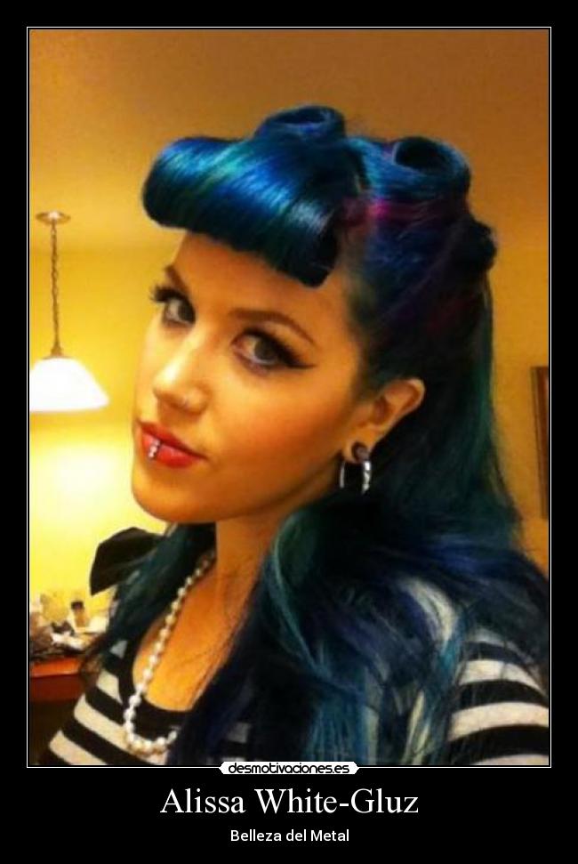 Alissa White-Gluz -