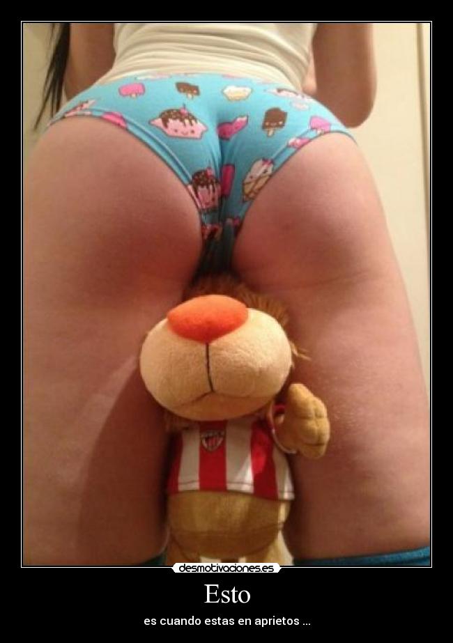 carteles nalgona bonita buenita los buitres desmotivaciones