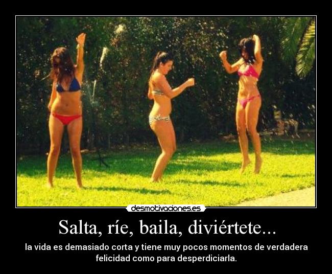 carteles because shit happens desmotivaciones