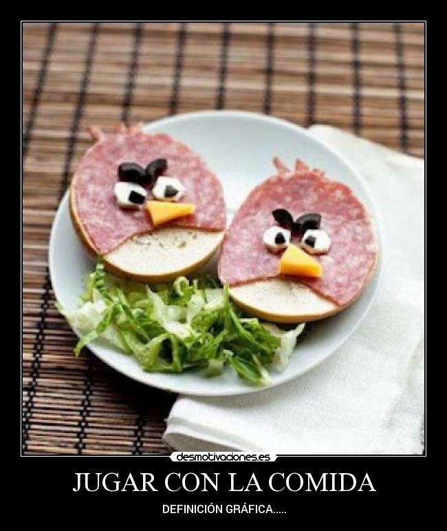 JUGAR CON LA COMIDA -