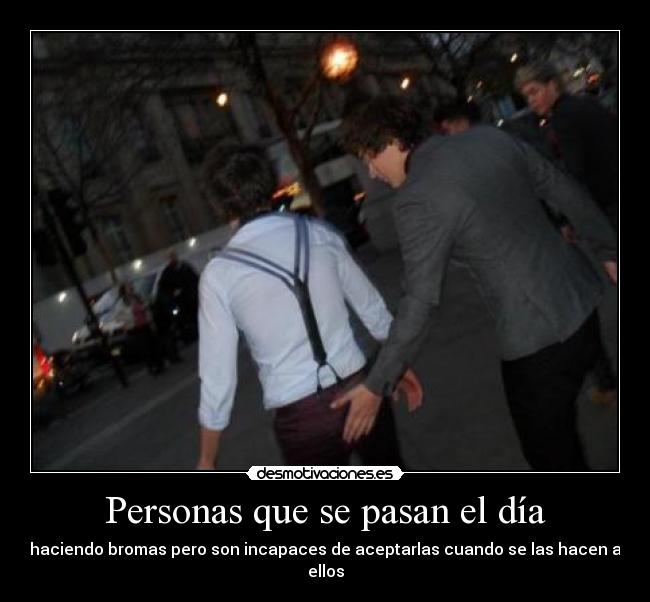 carteles intruders pegado prechocha cancion del coment cosa mas fabulosa lool jajajaj desmotivaciones