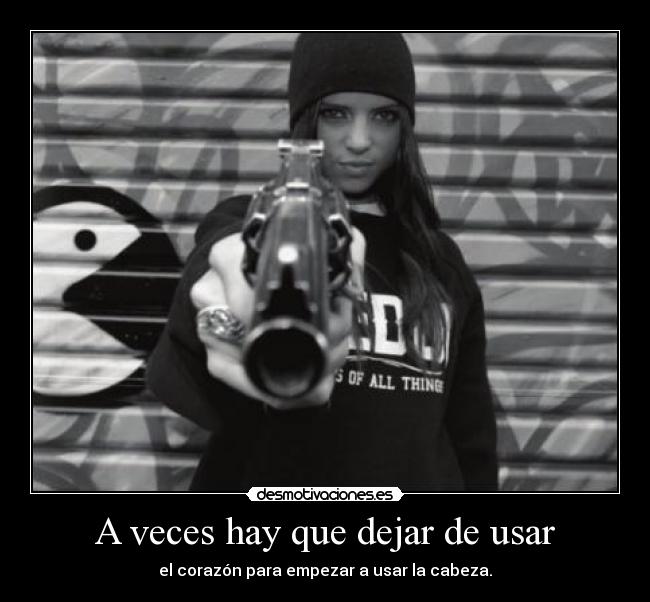 carteles nunca pense que alguien tan imbecil pudiera enamorar tal gilipollas amor idiotas desmotivaciones