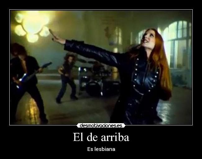 El de arriba - Es lesbiana