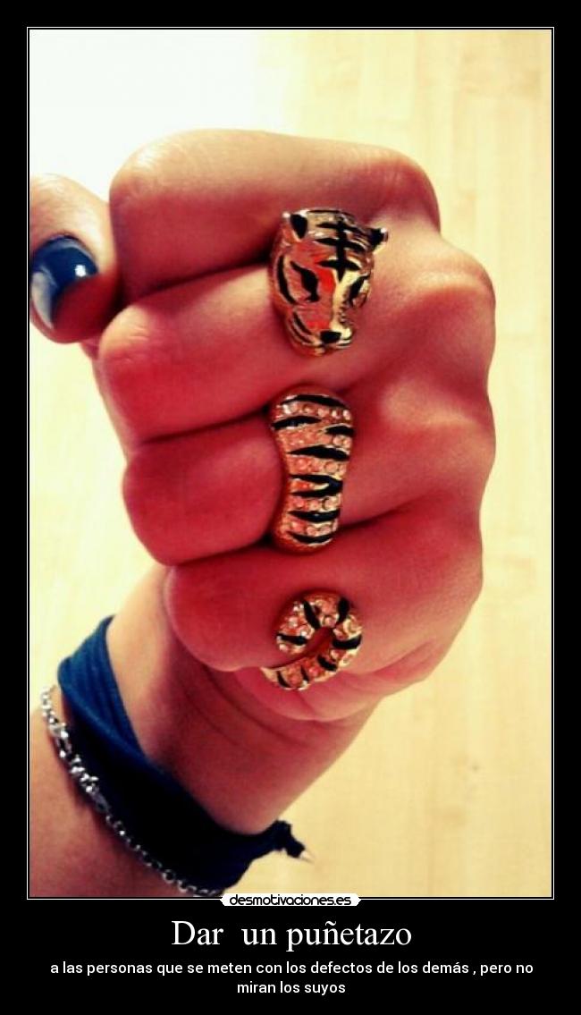 Dar  un puñetazo - 