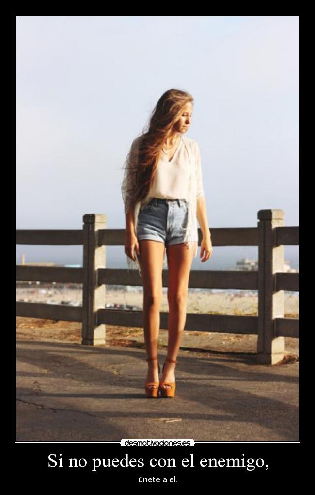 Si no puedes con el enemigo, - únete a el.