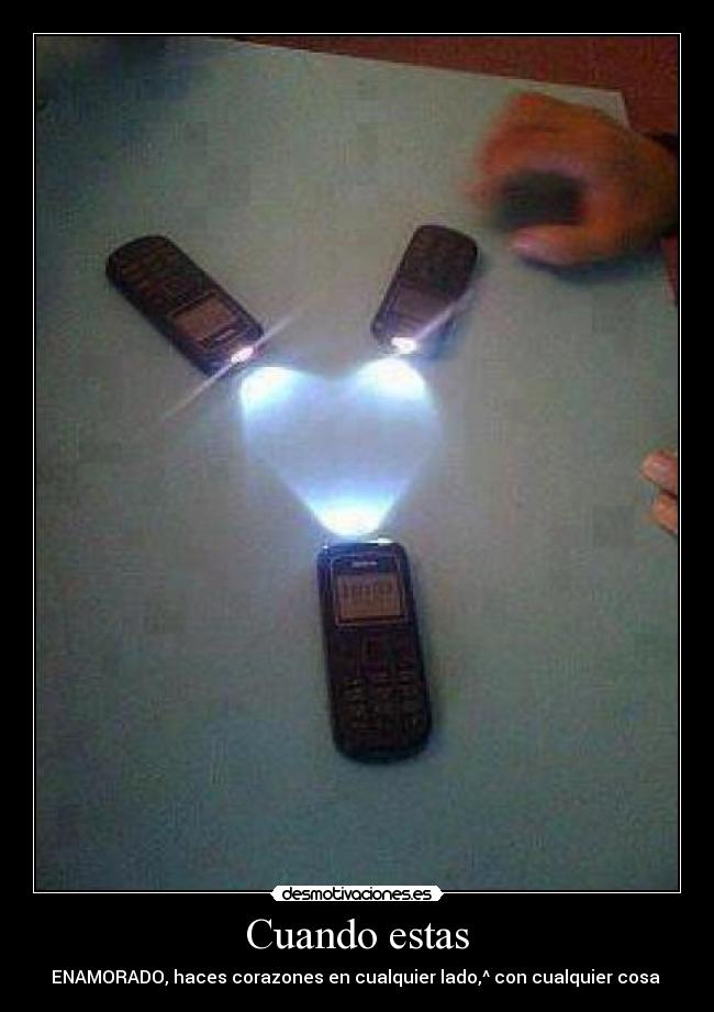 Cuando estas - ENAMORADO, haces corazones en cualquier lado,^ con cualquier cosa ♥