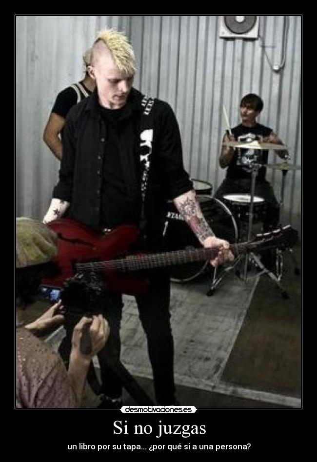 Si no juzgas - un libro por su tapa... ¿por qué si a una persona?