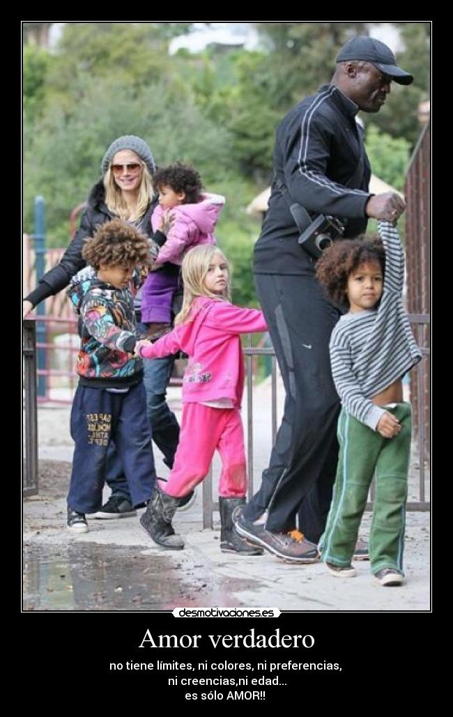 Amor verdadero - no tiene límites, ni colores, ni preferencias,
ni creencias,ni edad...
es sólo AMOR!! ♥