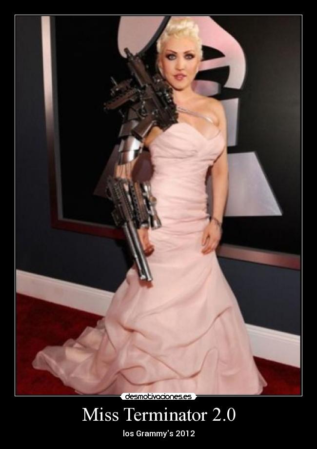 Miss Terminator 2.0 - los Grammys 2012