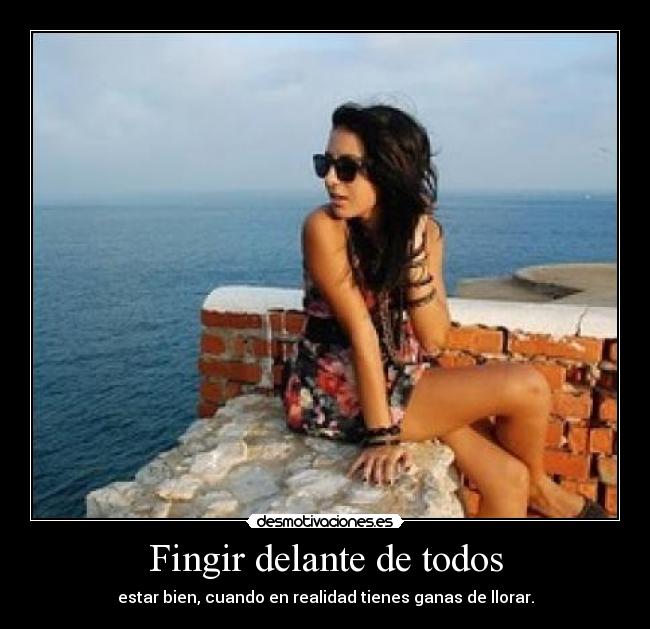 Fingir delante de todos -