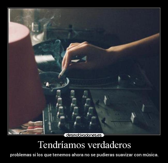 carteles puuf con musica follando fumando desmotivaciones