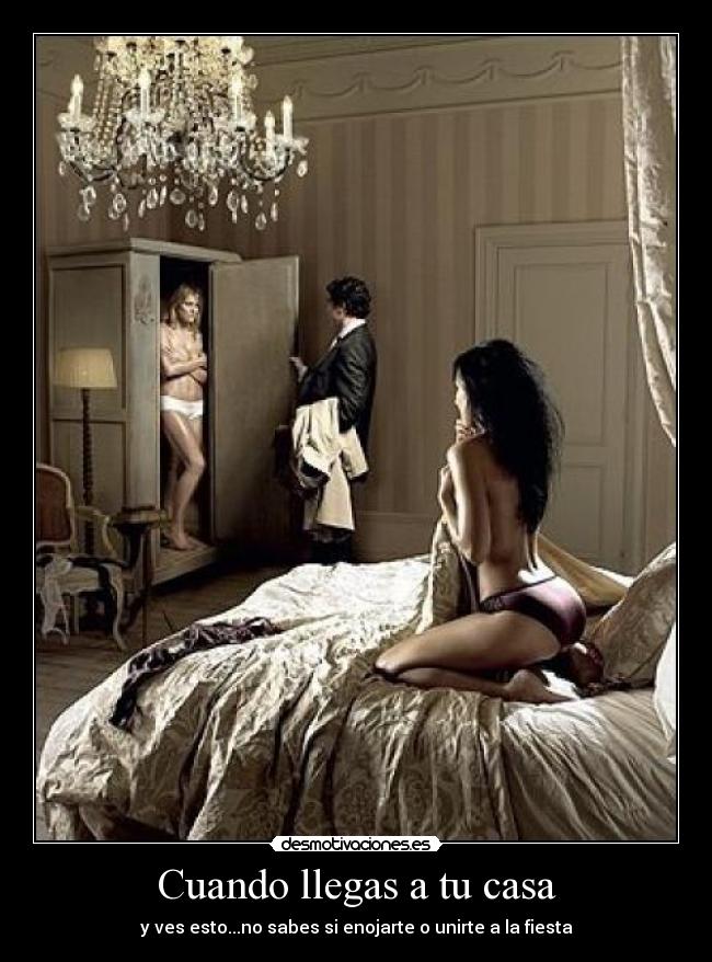 Cuando llegas a tu casa - y ves esto...no sabes si enojarte o unirte a la fiesta