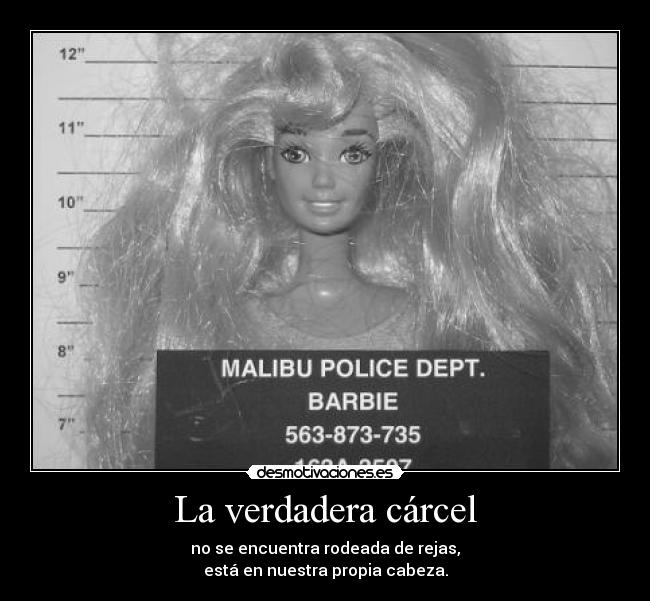 carteles barbie tiene una cara voy matar cuanto acabes leer cartel myloveishere91211 desmotivaciones