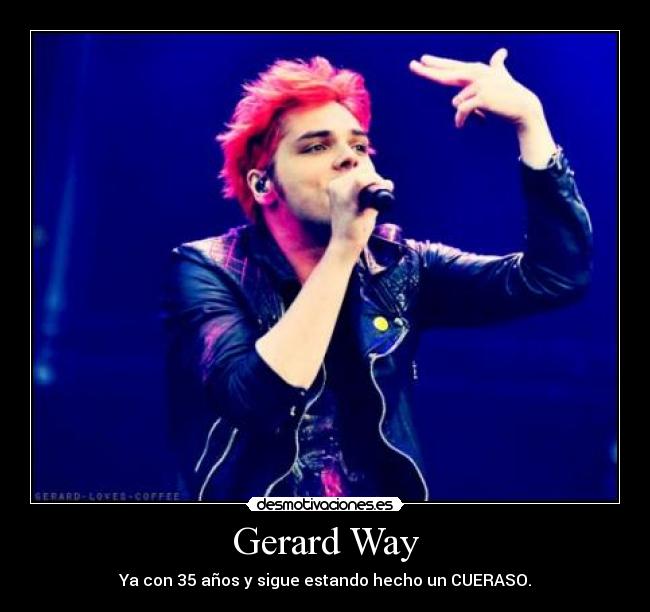 Gerard Way - Ya con 35 años y sigue estando hecho un CUERASO.