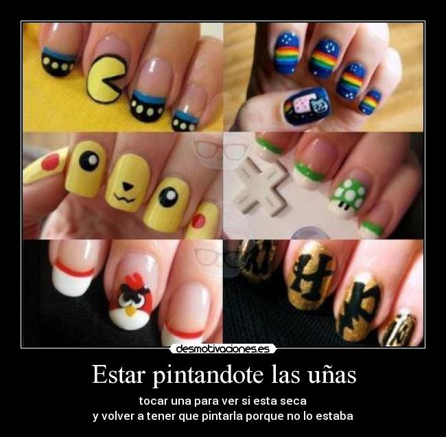 Estar pintandote las uñas - 