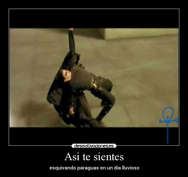 Asi te sientes - esquivando paraguas en un dia lluvioso