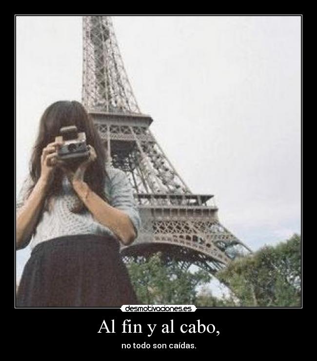 carteles paris torre eiffel caidas camara desmotivaciones