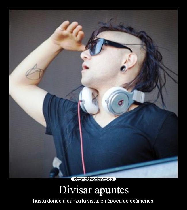 Divisar apuntes - hasta donde alcanza la vista, en época de exámenes.