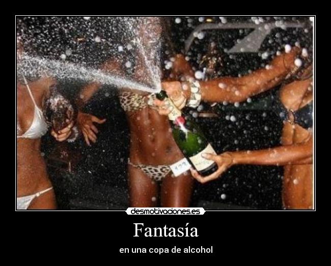 Fantasía - en una copa de alcohol