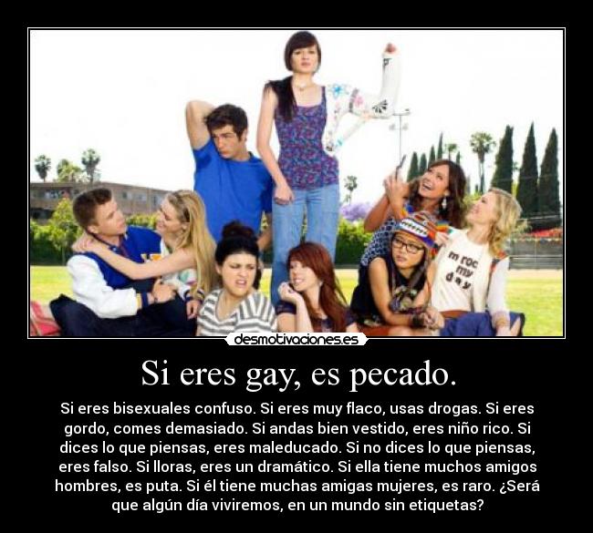 carteles etiquetas chica rara diferentes amigos amores pecado hombre puta desmotivaciones