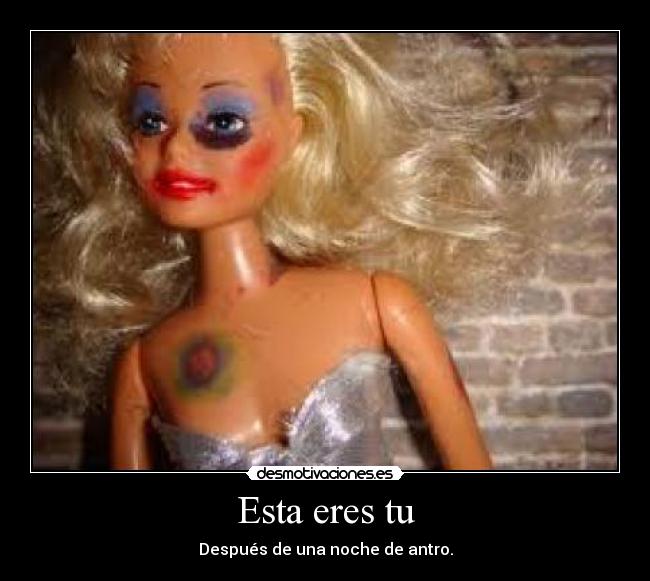 carteles antro barbie humor desmotivaciones