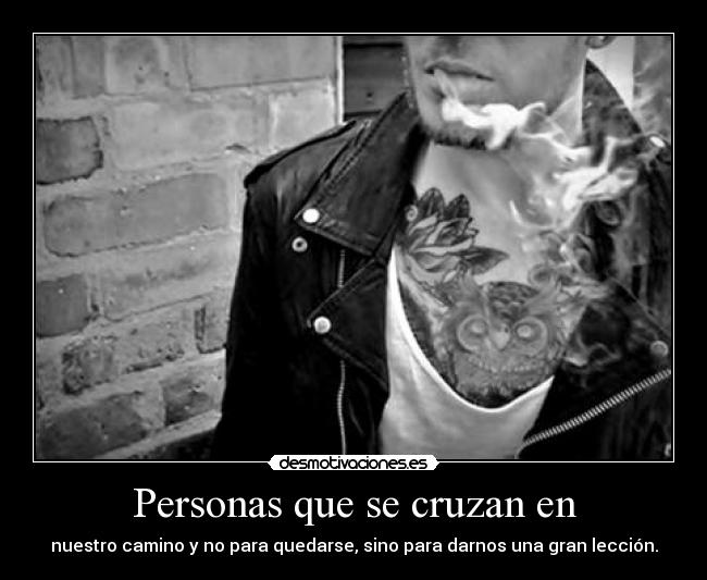 Personas que se cruzan en -