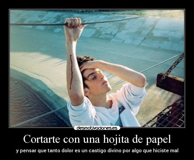 Cortarte con una hojita de papel -