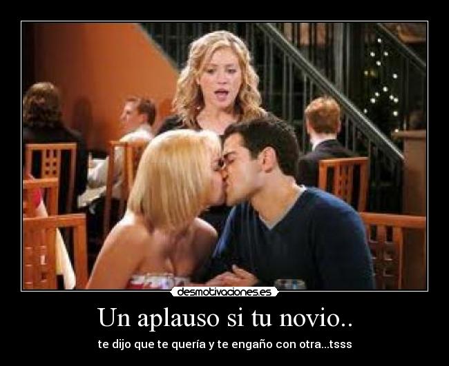 carteles aplauso desmotivaciones