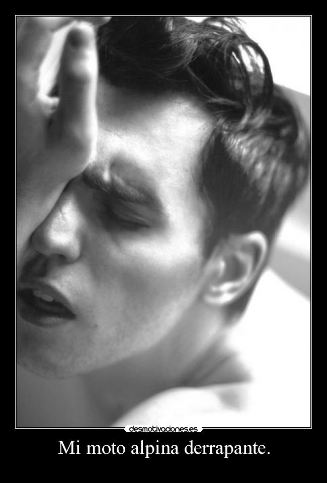 Mi moto alpina derrapante. -
