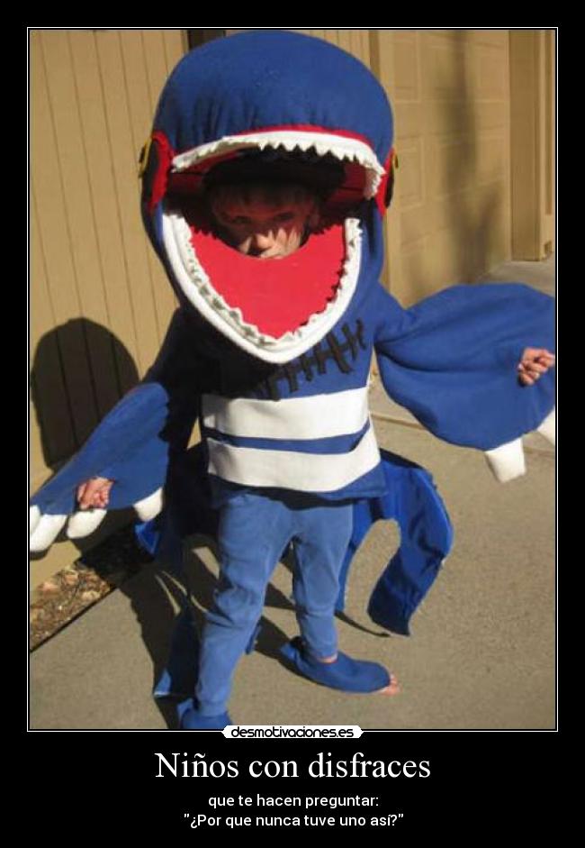 Niños con disfraces -