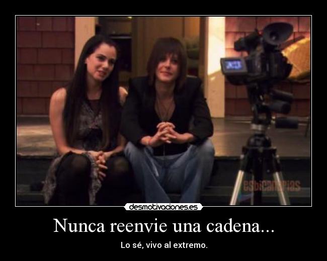 carteles jaja vivo extremo soy muy mala desmotivaciones