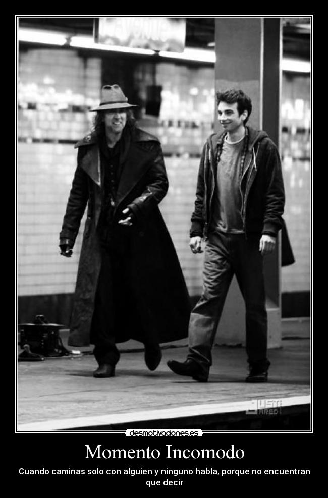 Momento Incomodo - Cuando caminas solo con alguien y ninguno habla, porque no encuentran que decir