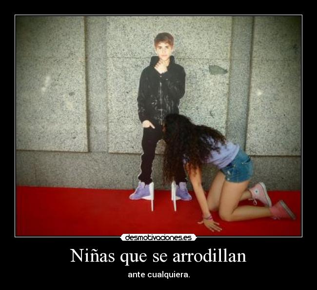 Niñas que se arrodillan - ante cualquiera.