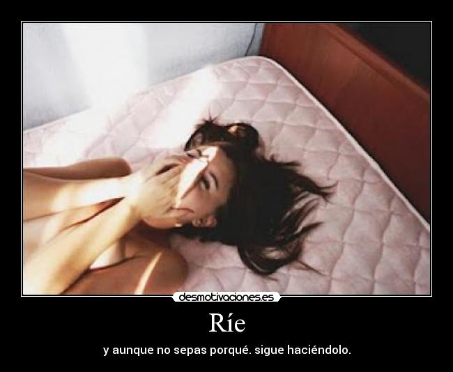 Ríe -