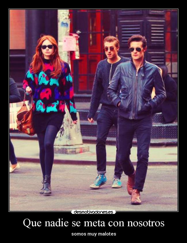 carteles clantimelord doctorwho matt smith doctor amy rory karen gillian arthur darvil timelord whovian desmotivaciones