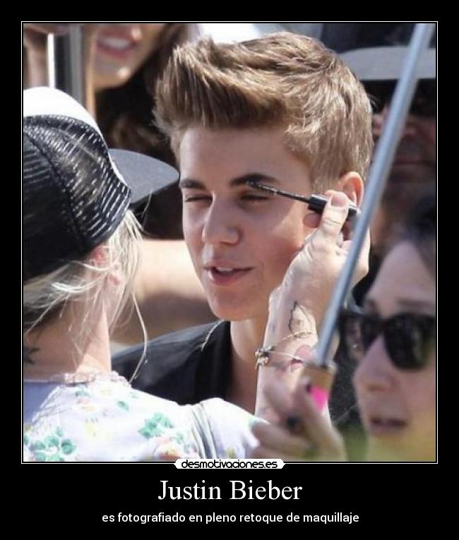 Justin Bieber - es fotografiado en pleno retoque de maquillaje