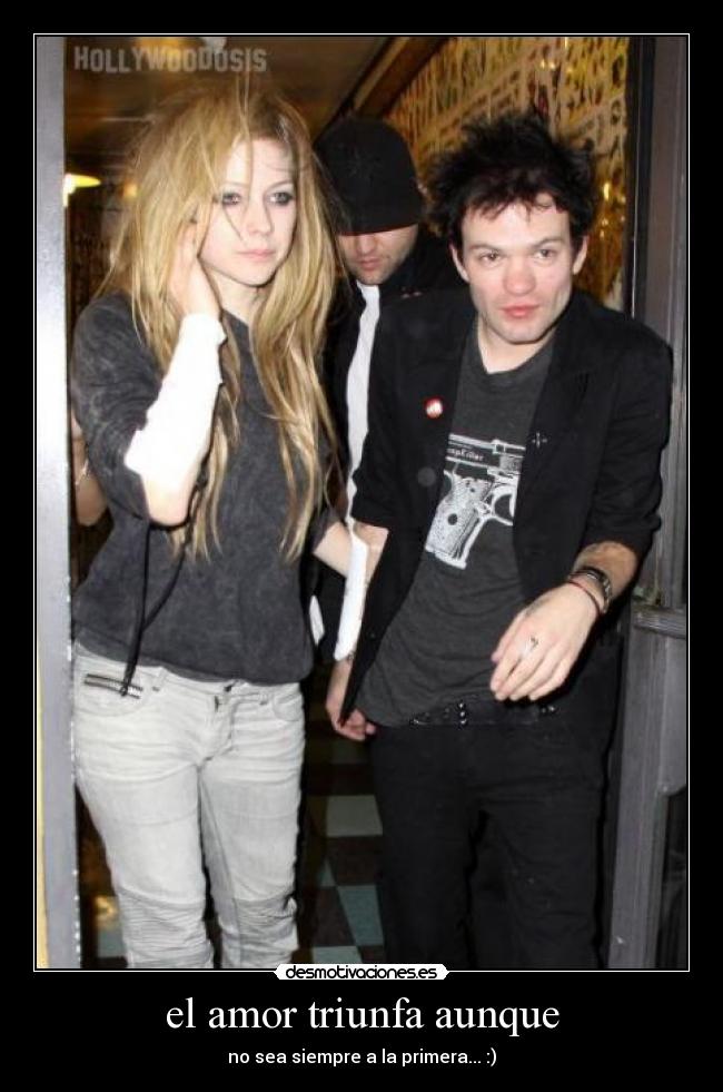 el amor triunfa aunque - no sea siempre a la primera... :)