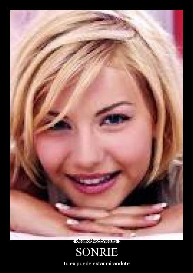 carteles sonrie desmotivaciones