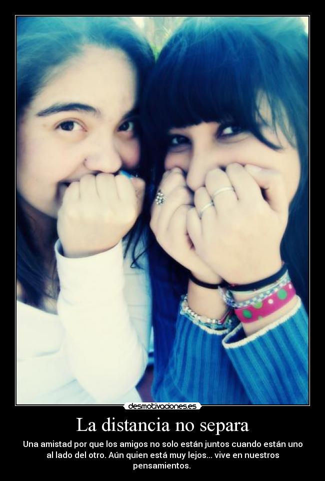 carteles distancia majo lupita desmotivaciones