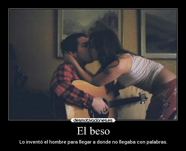 carteles beso desmotivaciones