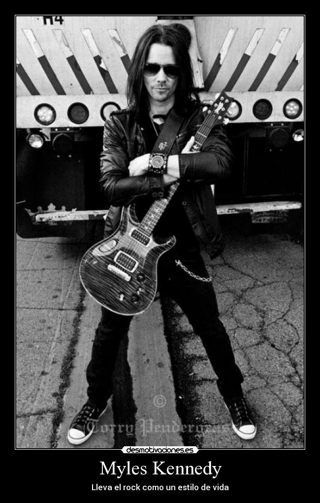Myles Kennedy -