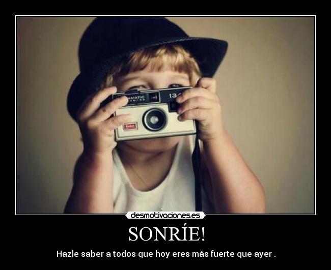 SONRÍE! -