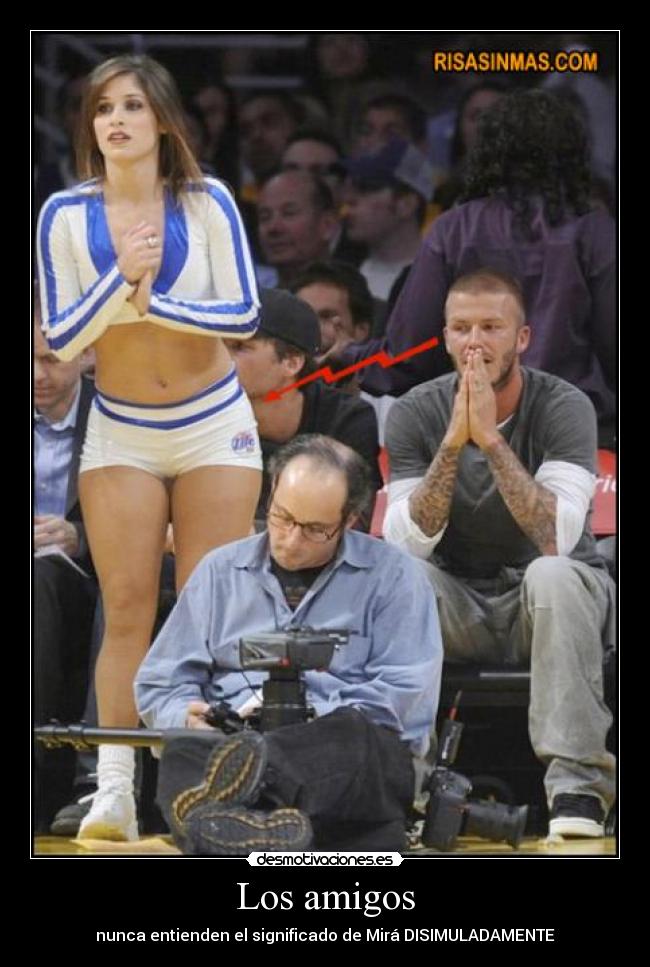 Los amigos - nunca entienden el significado de Mirá DISIMULADAMENTE